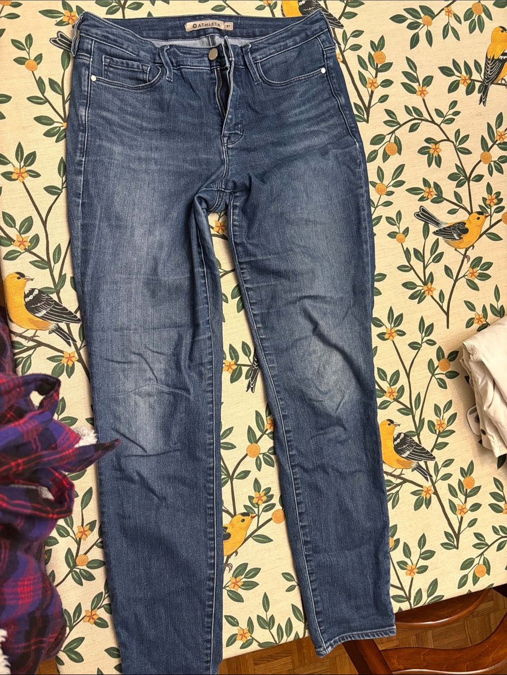 Athleta Medium Wash Skinny Jeans in Blue